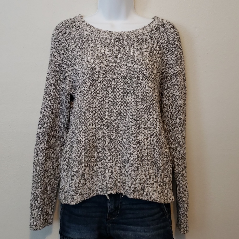 💖American Eagle knit sweater